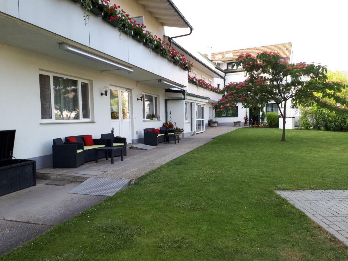Pension Joseph Haydn Podersdorf am See Exteriör bild